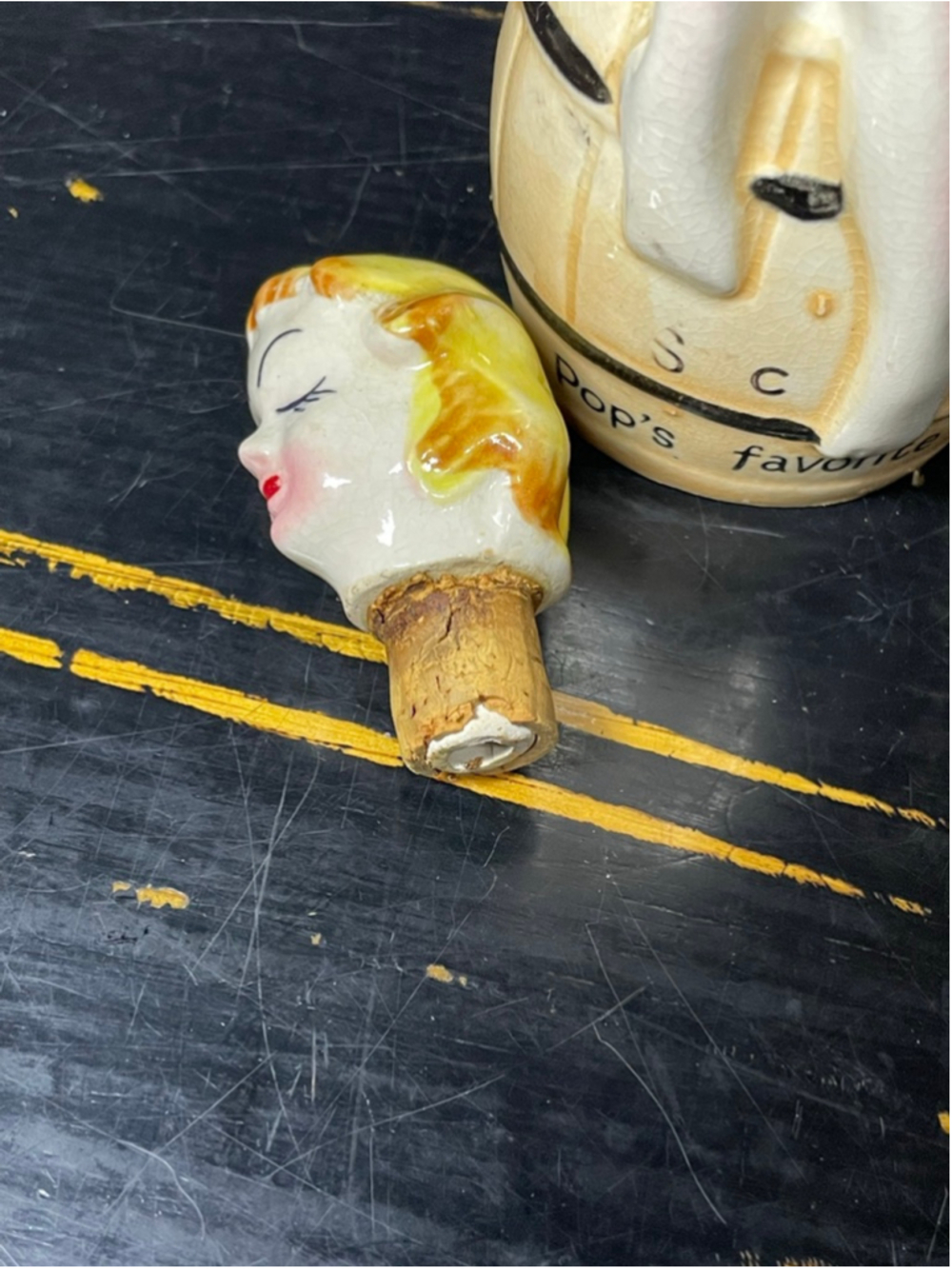 Vintage naked lady scotch Decanter Bottle, rare, One Size - Picture 6 of 7